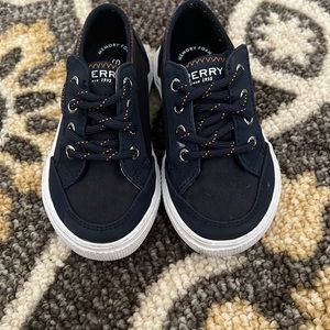 Little boys Sperry’s